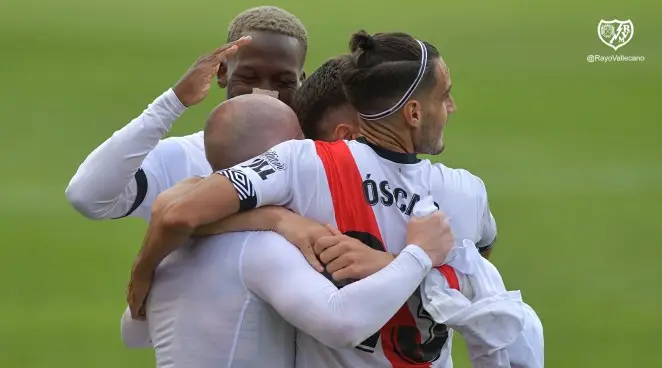 Oviedo – Rayo Vallecano: Es la hora del plan B