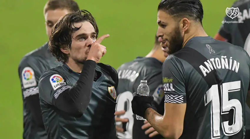 El Rayo Vallecano consigue por primera vez este año más de un gol fuera de casa