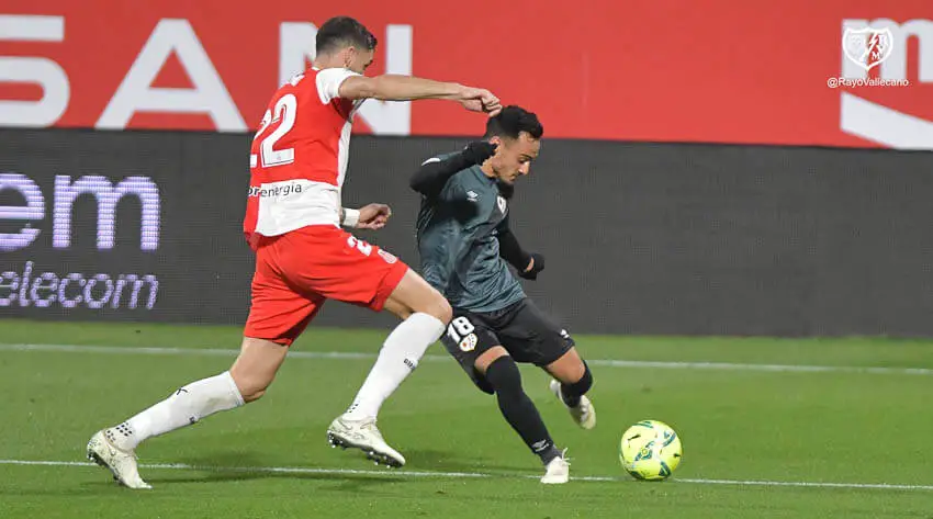 Girona 0 – Rayo Vallecano 0: El Rayo perdona en una gran primera parte