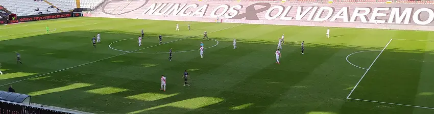 Rayo 1 – Ponferradina 1: Empate en otra batalla sin historia