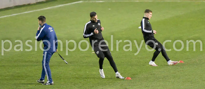 Yacine Qasmi, dos goles, dos asistencias… ¡y a callar!