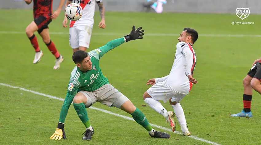 Logroñés – Rayo Vallecano: ¿Cal o arena?