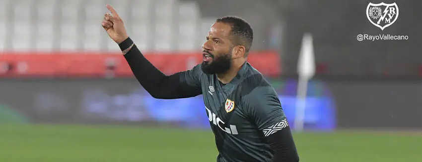 Bebé ya es el segundo máximo goleador del Rayo Vallecano