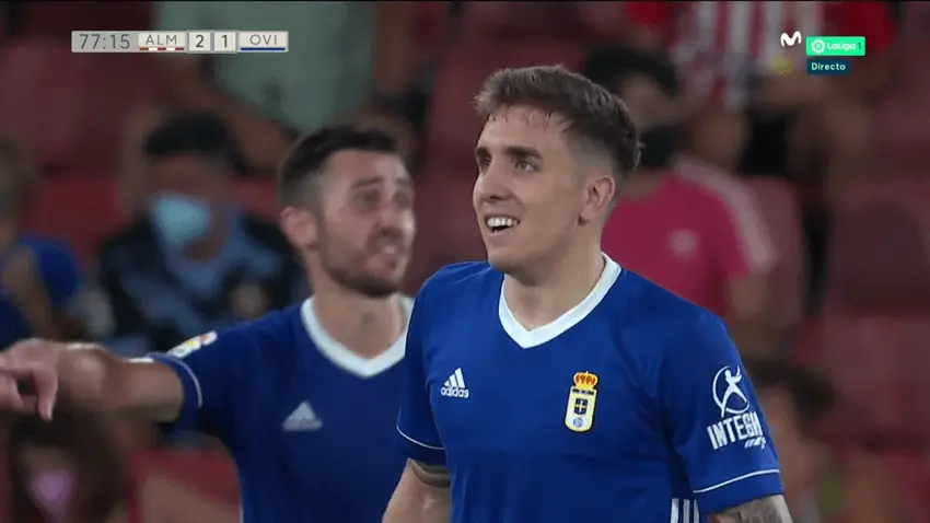 Joni Montiel debutó con el Oviedo