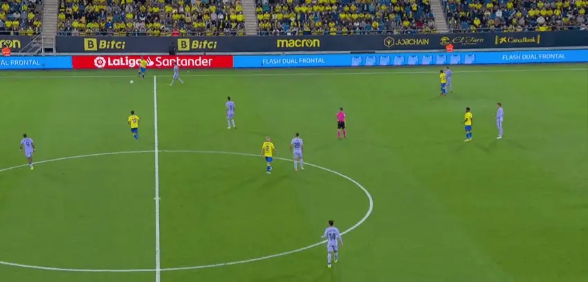 El Cádiz empata con el F.C. Barcelona (0-0) en el último partido de la jornada