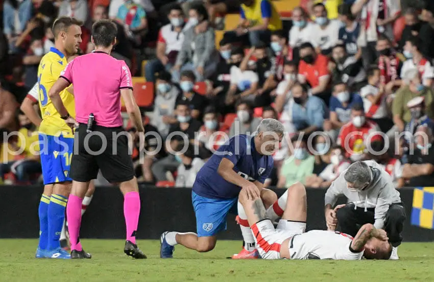 Saveljich se lesionó el tobillo y quedará pendiente de evolución