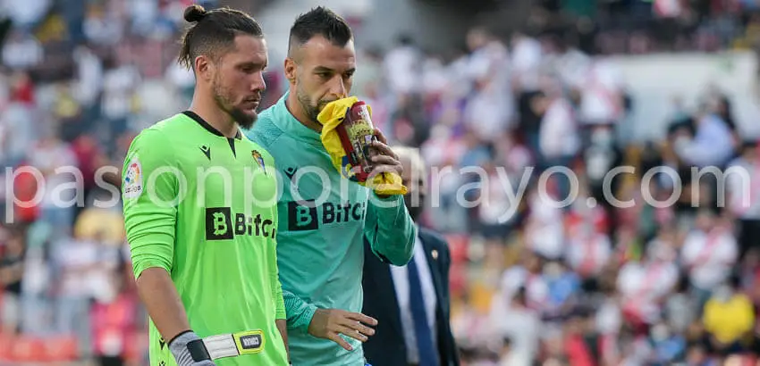 Negredo aplaudido en Vallecas