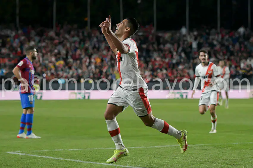 Rayo Vallecano 1 – Barcelona 0: Falcao y Dimitrievski hacen volar al Rayo