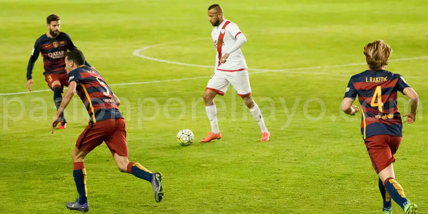 El Barcelona visita Vallecas en el peor puesto de los últimos 20 años