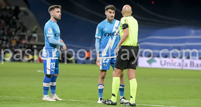 Las explicaciones de González Fuentes e Iglesias Villanueva que no convencieron a los jugadores del Rayo