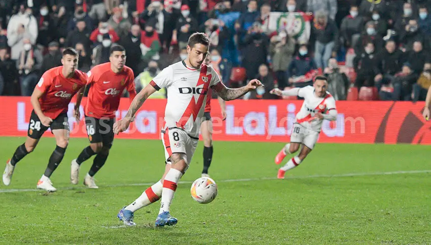 Trejo selló con una ‘obra de arte’ otro partido en el que impuso su ley