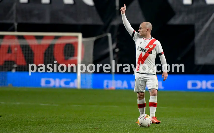 Isi, renovado hasta 2025: «Hay que seguir soñando»