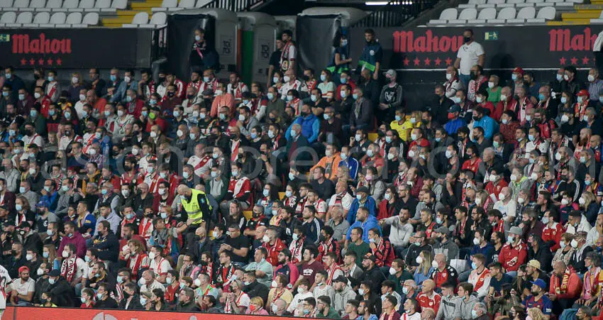 La Peña rayista Discapacitados demandará a la CAM para que haga cumplir la ley en el estadio de Vallecas