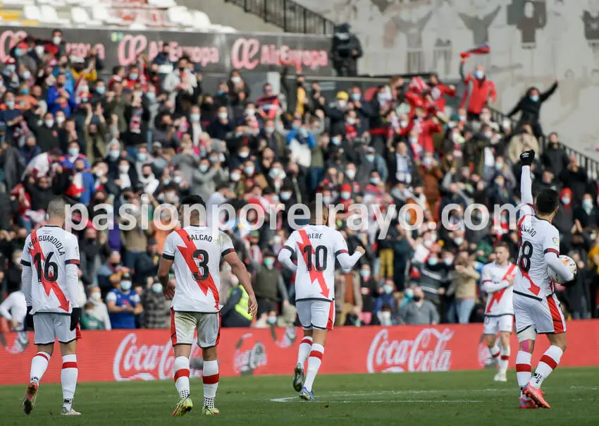 Balliu ‘olvidó’ celebrar el gol con sus compañeros
