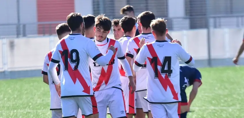 El Rayo B golea al Torrejón y se convierte en el equipo más goleador del grupo