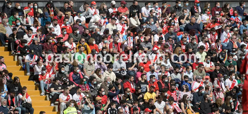 Vallecas volvió a parecerse a la ‘caldera’ que sabemos que es