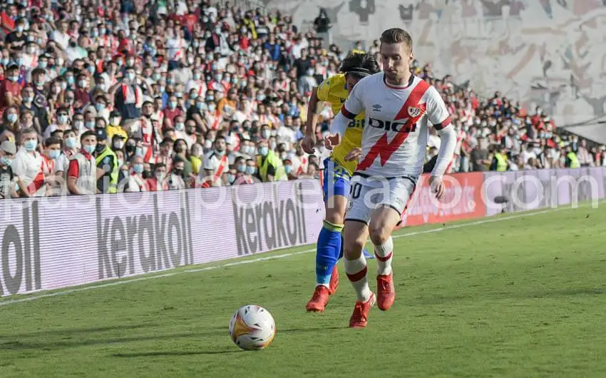 El Rayo Vallecano sufrió su segunda expulsión consecutiva lejos de casa