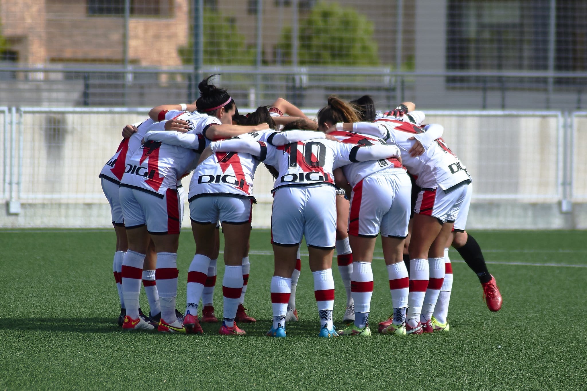 El Rayo Femenino conocerá hoy a todas sus rivales de la temporada 22/23 en 1ª RFEF