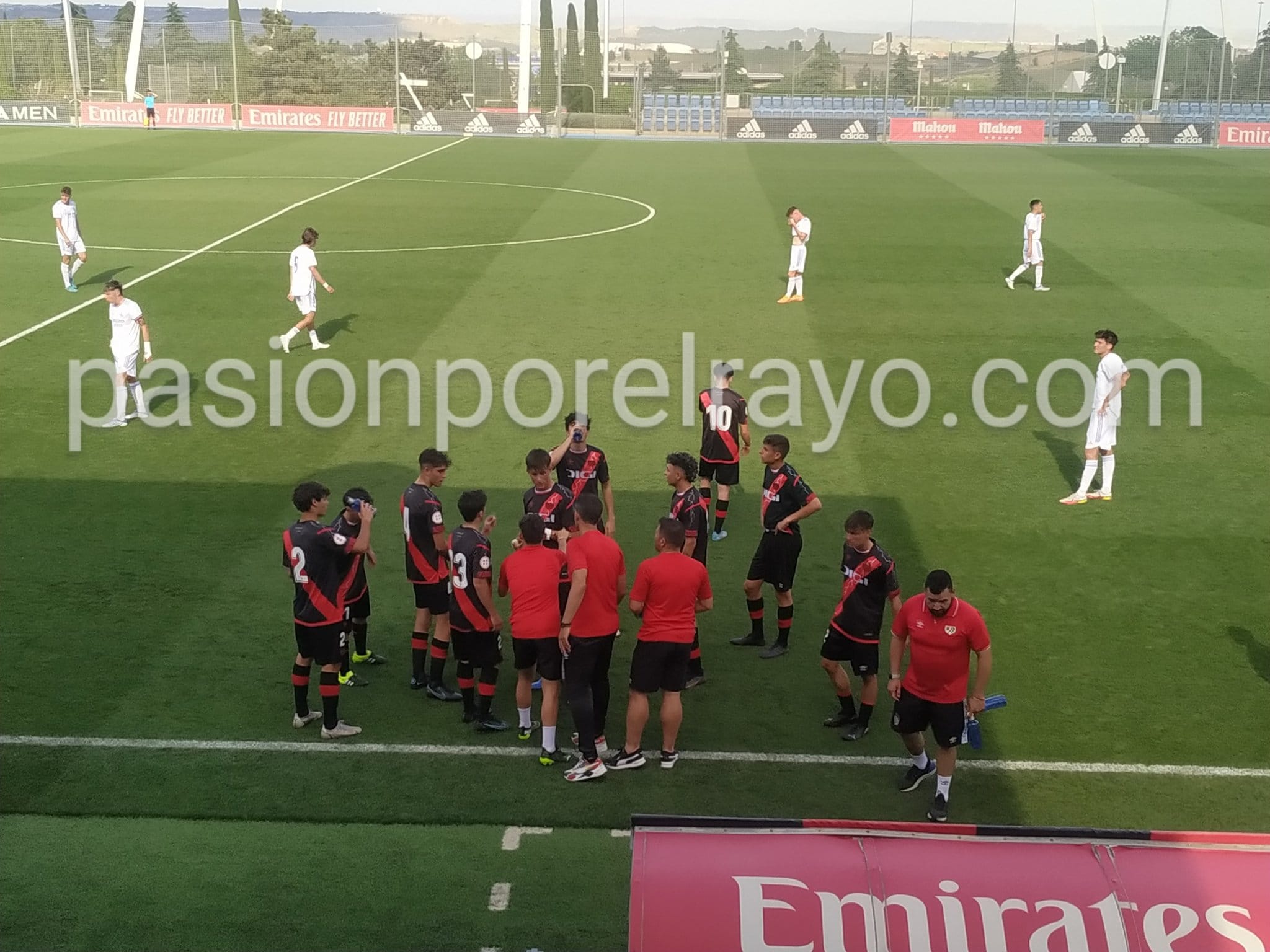 El Rayo Juvenil A cae en Valdebebas (2-1) en un derby polémico