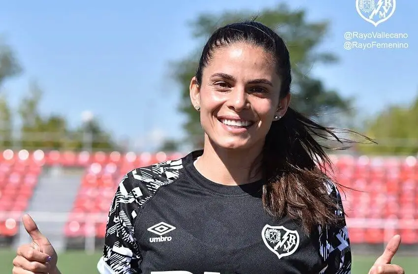 Paula Andújar e Isadora anuncian en sus redes sociales que salen del Rayo Vallecano Femenino