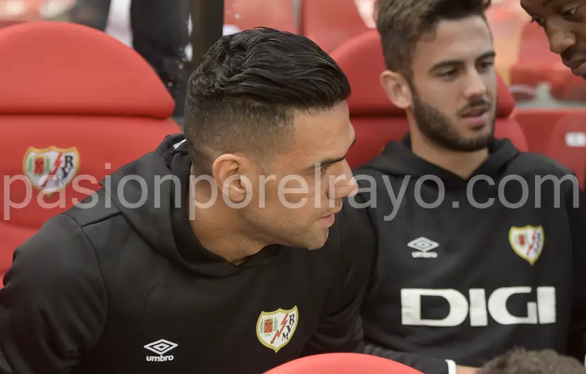 Iraola ‘reclama’ la llegada de un tercer delantero