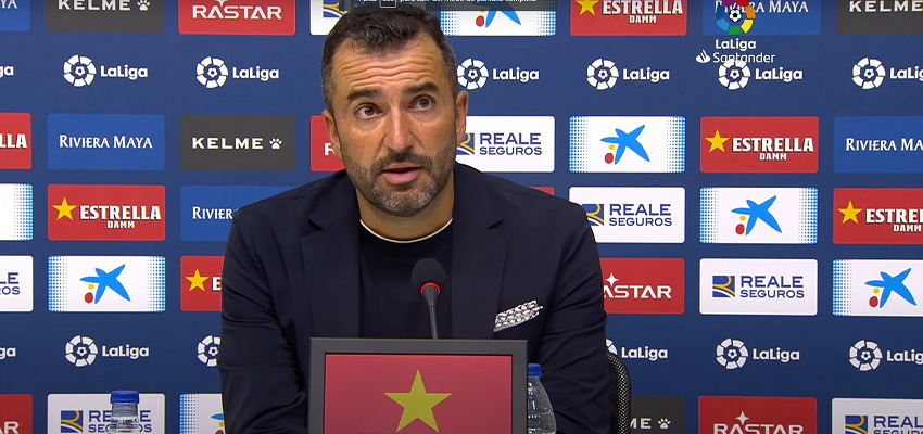 Diego Martínez: «En contra de la dinámica del partido nos hemos ido al descanso con 0-1»