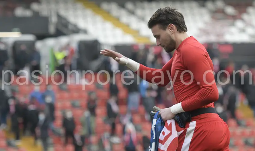 La Liga ‘calienta motores’ colgando un vídeo con las mejores paradas de Dimitrievski