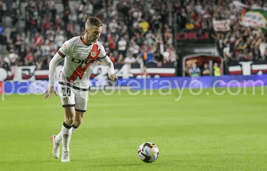 Catena, Fran García y Balliu, los intocables del Rayo de Iraola 22/23