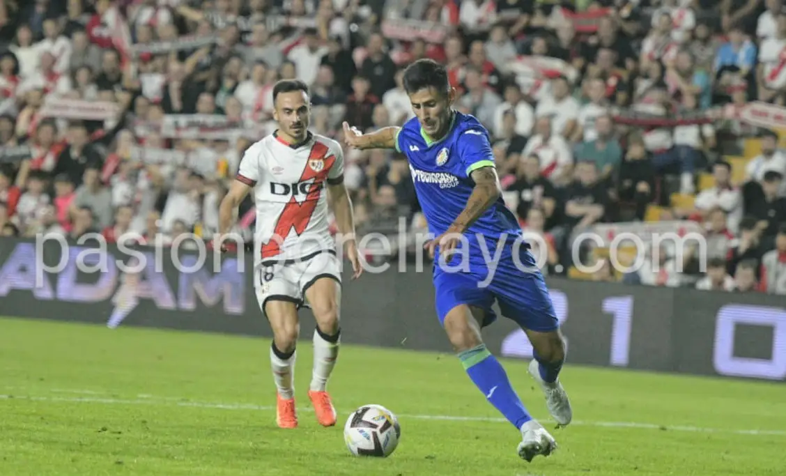 Álvaro García, en GolTV tras el Rayo Vallecano 0-0 Getafe: «Sabíamos que venían a defender»