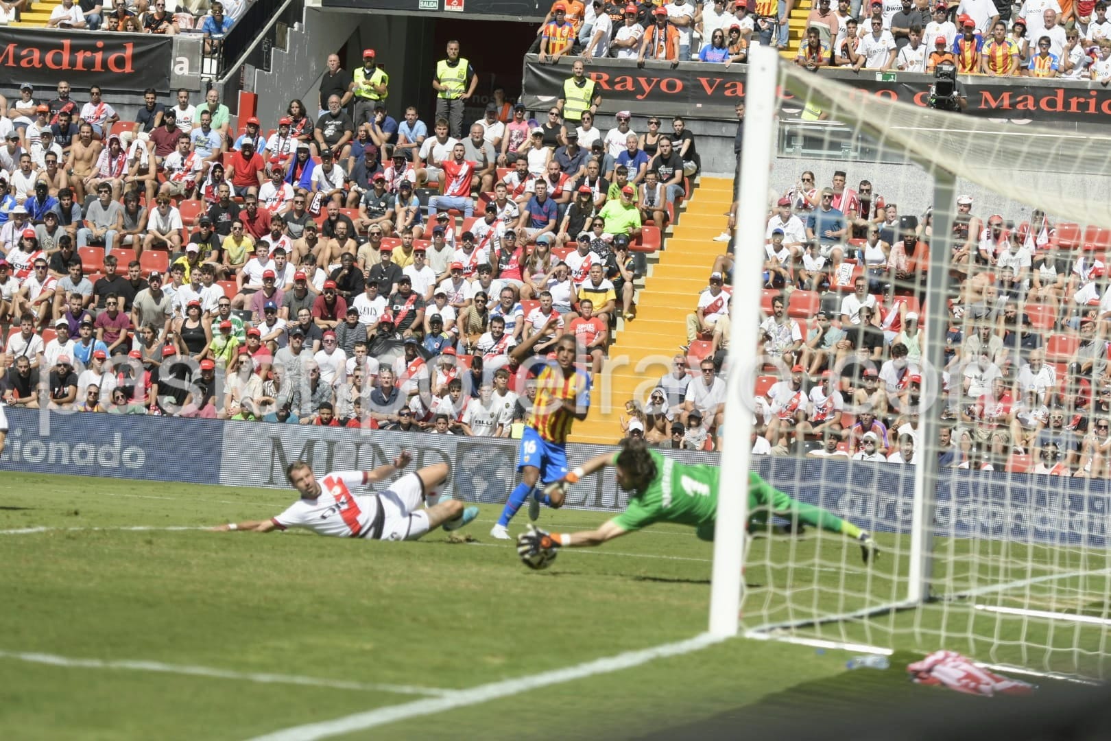 El Rayo Vallecano vuelve a dejar su portería imbatida seis partidos después