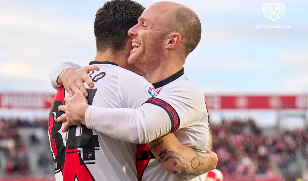 Girona 2-2 Rayo Vallecano: Disfrutar y sufrir