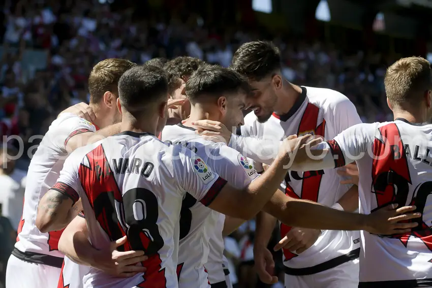 Pese a la derrota el Rayo sigue en puestos europeos