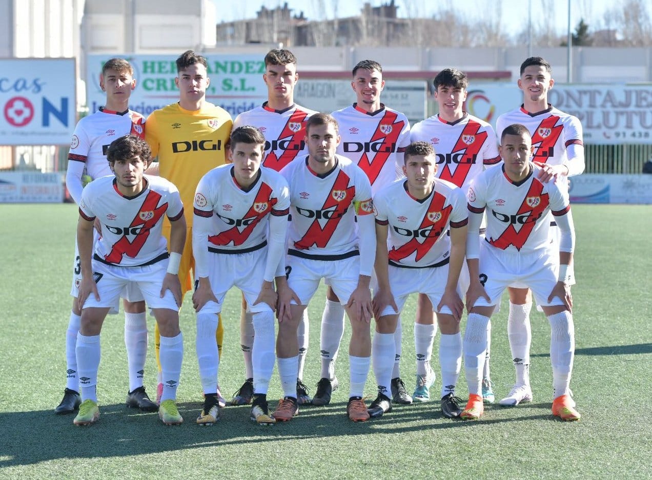 Una derrota en casa contra el Móstoles (0-1) y un empate en Torrejón (2-2) frenan al Rayo B
