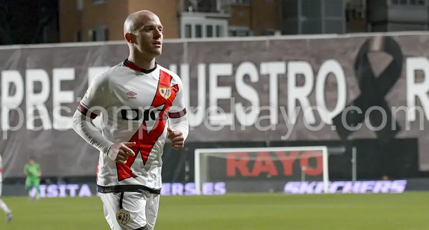 Isi: «La victoria de hoy es para la afición, que ha estado apoyándonos hasta el último minuto como siempre»