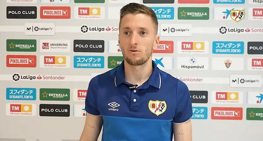 Balliu tras el Elche 4-0 Rayo: «La expulsión ha sido un palo duro y después no hemos reaccionado bien»