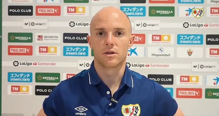 Isi: «Le agradecemos la cercanía a toda la gente que ha venido hasta Elche a animarnos»