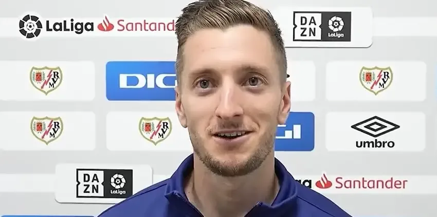 Balliu tras el Rayo 2-1 Osasuna: «Habrá mucha gente que trabajará mañana, pero Vallecas nunca falla»