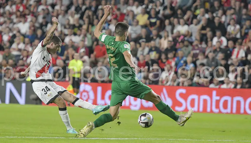 Rayismo on tour: La Federación de Peñas del Rayo Vallecano te lleva a Elche