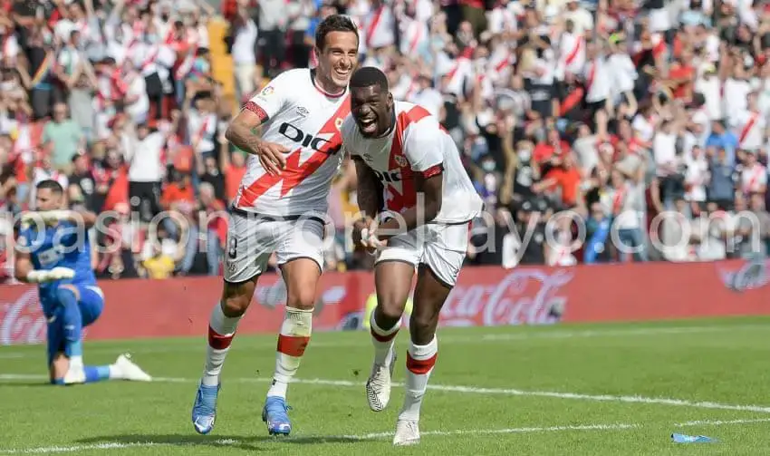 Nteka descarta fichar por el Elche tras su descenso a 2ª división según Marca