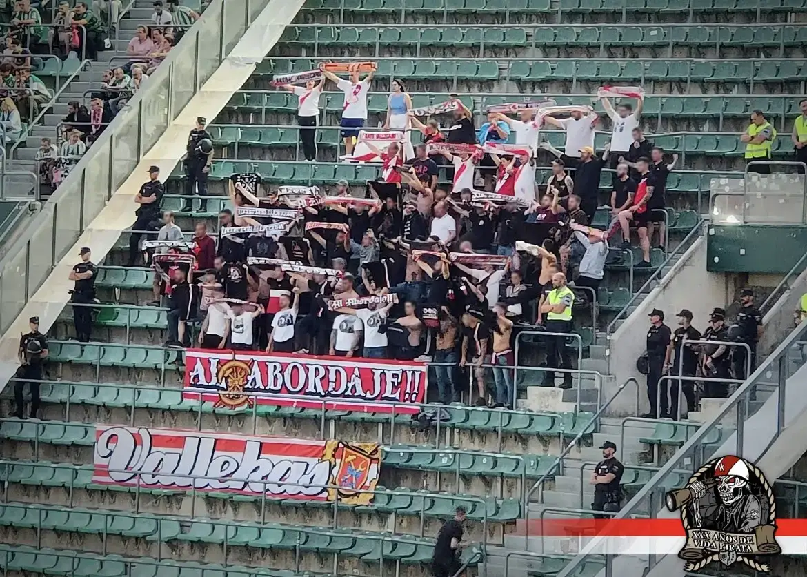 (c) Twitter Bukaneros 1992