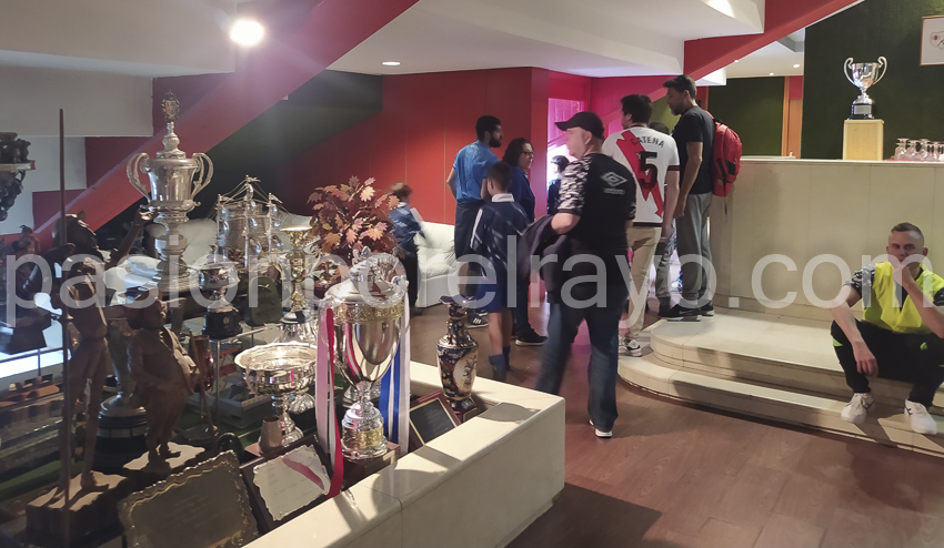 Otra lección de rayismo 49 rayo vallecano estadio vallecas tour7