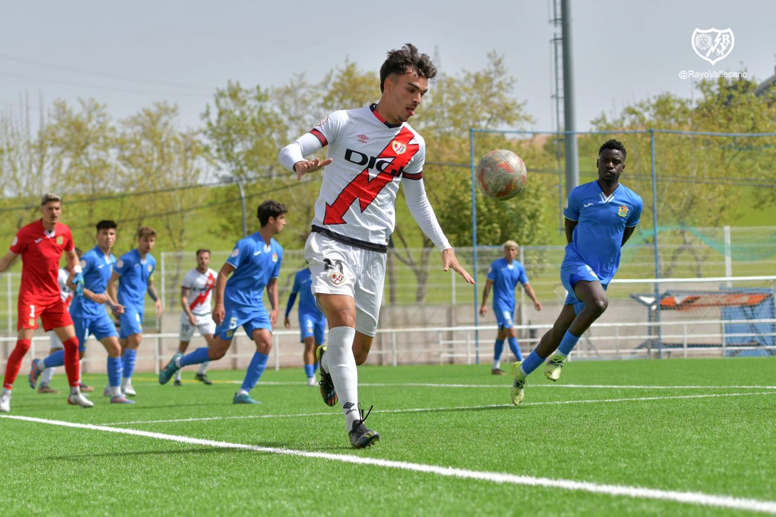 Adrián Pérez ‘Bolo’ confirma su salida del Rayo B