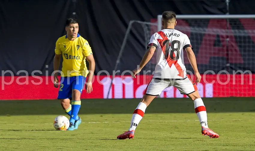 El Cádiz – Rayo Vallecano se jugará en jornada ‘intersemanal’