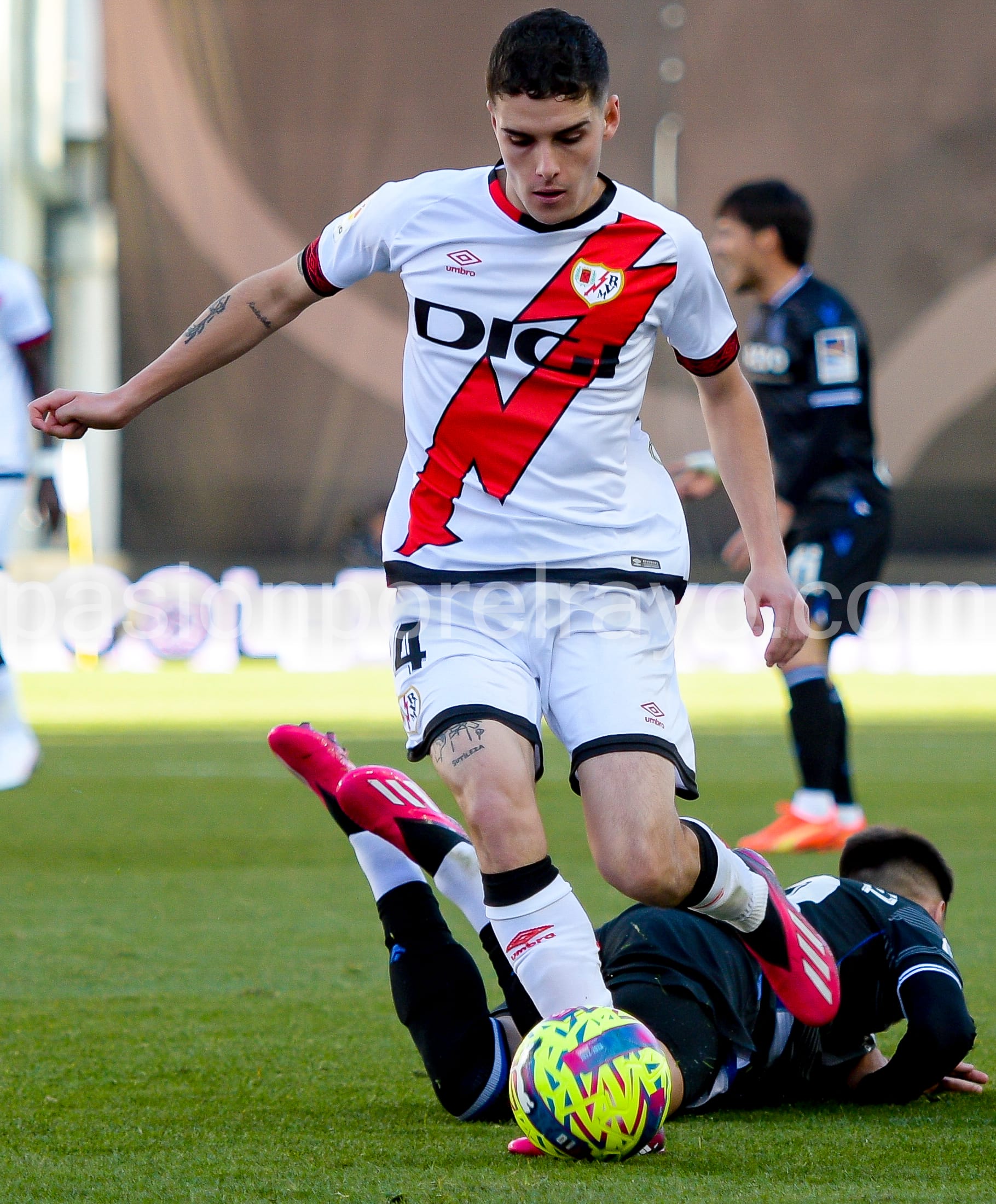 rayo vallecano camello 6