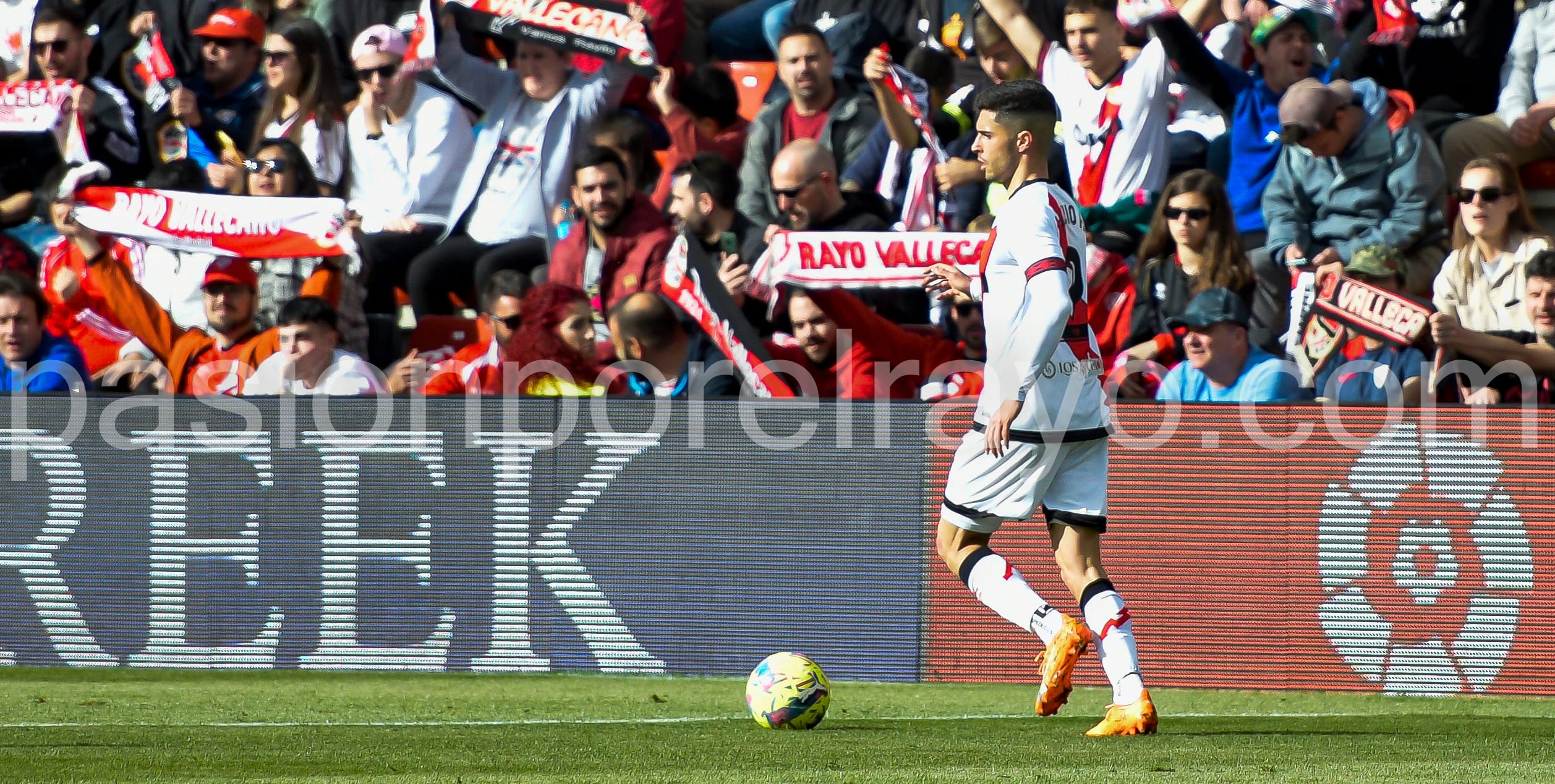 rayo vallecano mario hdez 2