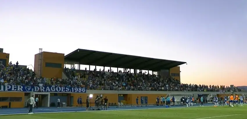 El Oporto pierde antes de recibir al Rayo el sábado