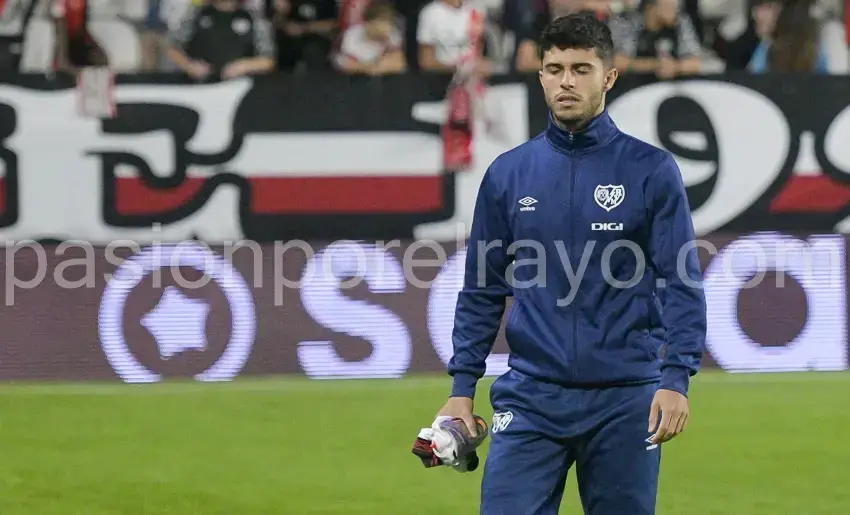 Mario Hernández hace oficial su salida del Rayo Vallecano: «Un ascenso y un debut en primera división. Gracias Rayo»