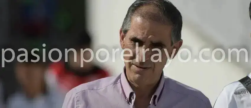 El Rayo Vallecano recordó a Juan Pedro Navarro antes del derbi contra el Atlético