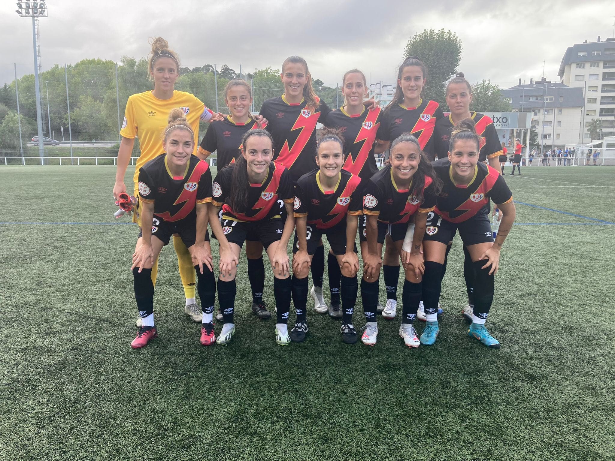 El Rayo Femenino cae en Liga (2-0) contra el Madrid y pasa de ronda en Copa (0-2) contra el Bizkerre FT