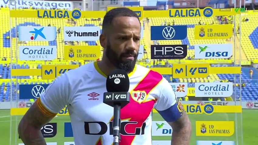 Bebé tras el Las Palmas 0-1 Rayo Vallecano: «Le pedí a Trejo que me dejara lanzar el penalti y me dijo que sí»